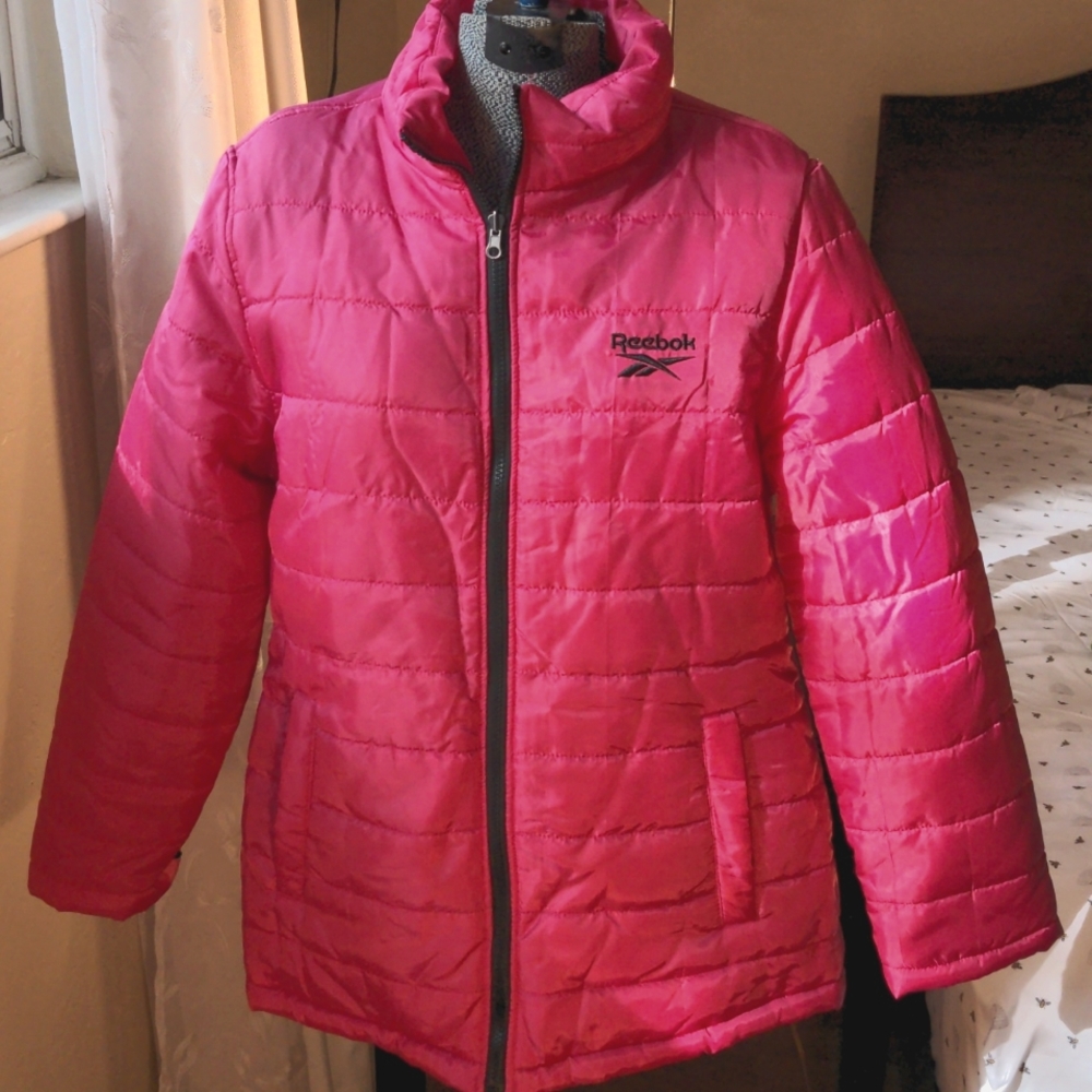 Reebok, lightweight, polyester, puffy style jacket